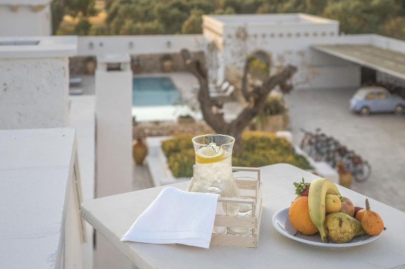 Masseria Le Mandorle Ugento Buitenkant foto