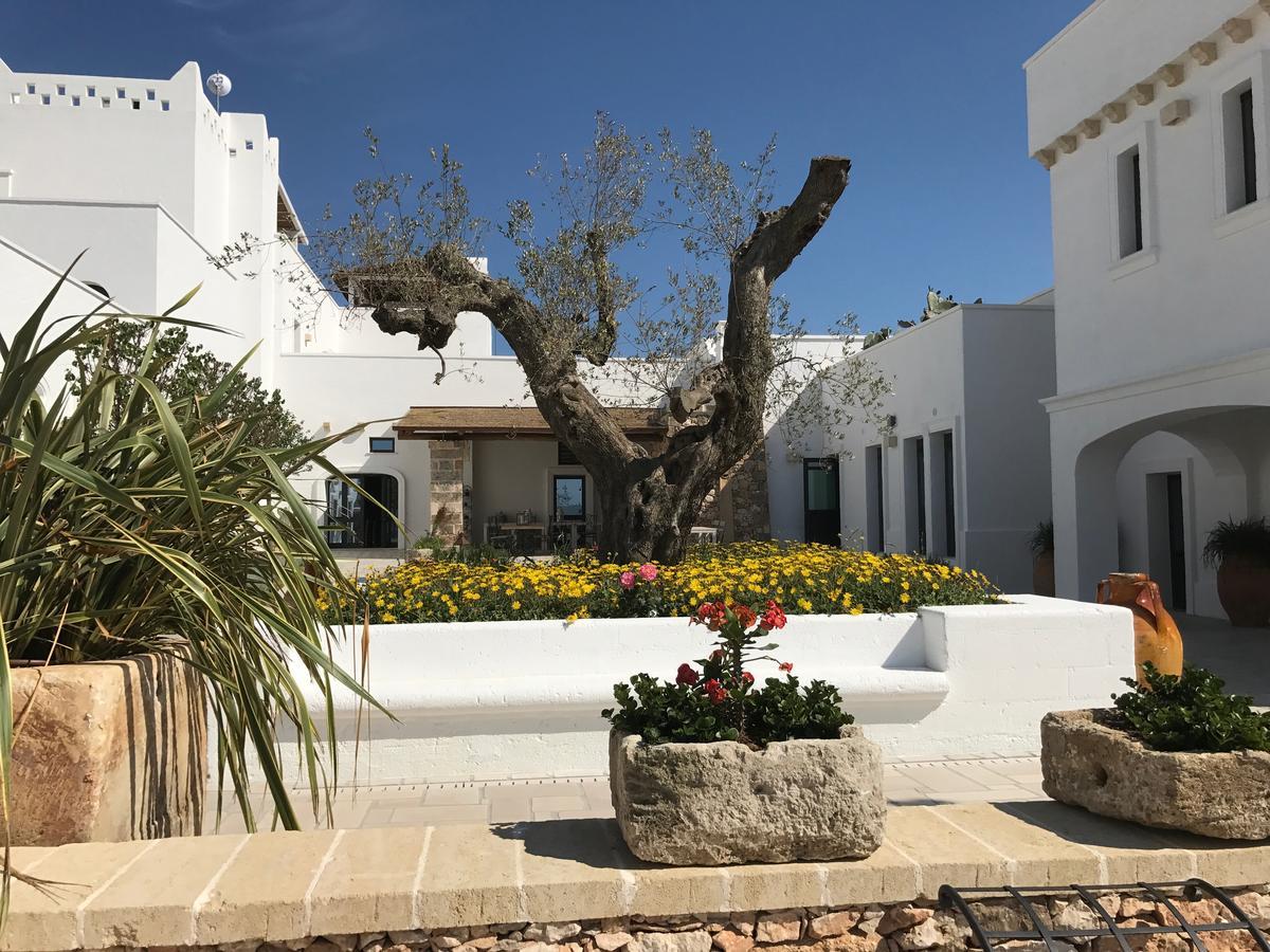 Masseria Le Mandorle Ugento Buitenkant foto